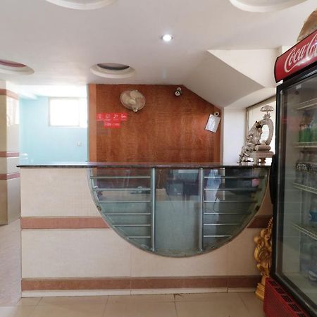 Oyo 29259 Hotel Rama Royal Неллуру Екстер'єр фото